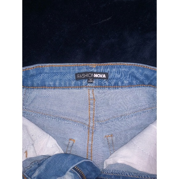 FASHION NOVA COLOR BLOCK HIGH RISE SHORTS - Picture 3 of 3